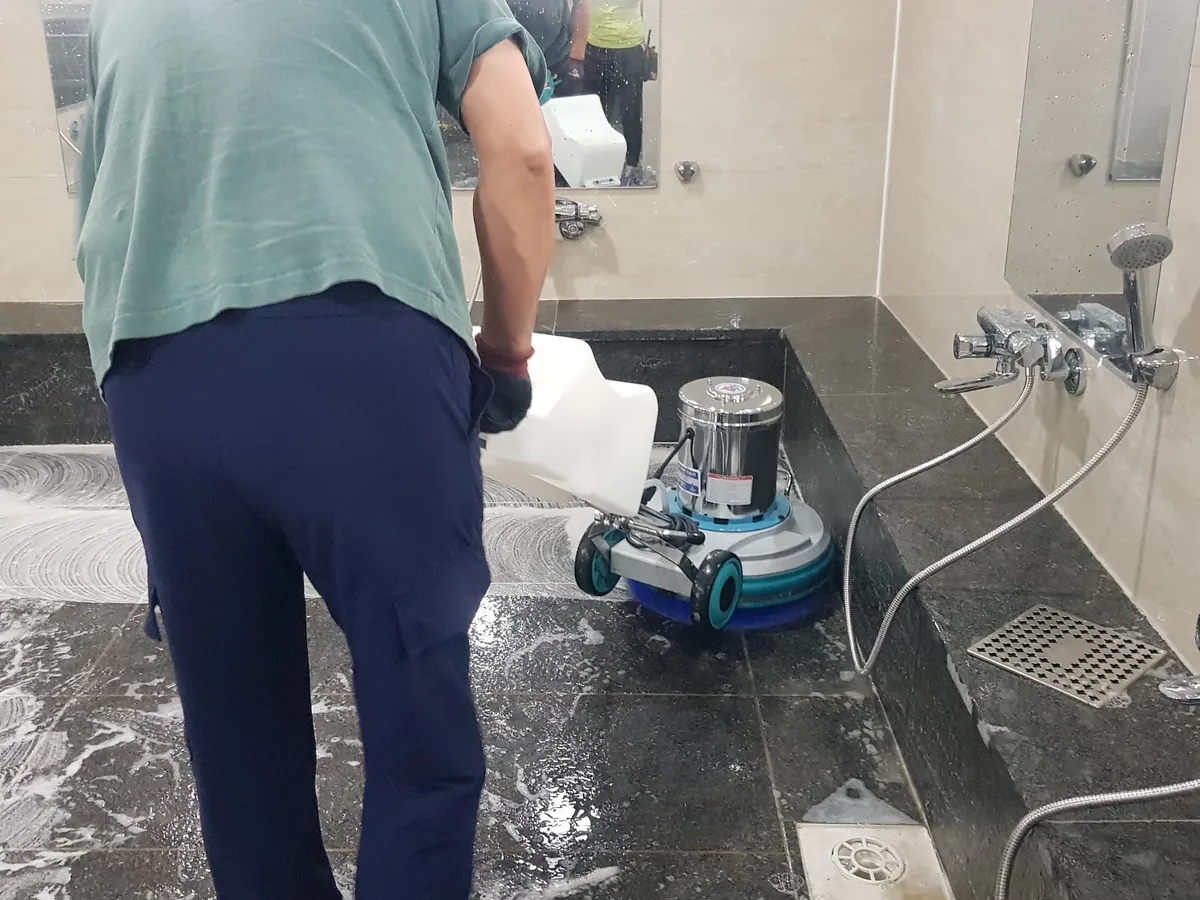 안성시 미양면 찜질방 수전·샤워기 건식 사우나 위생청소 사례 - 행진크린